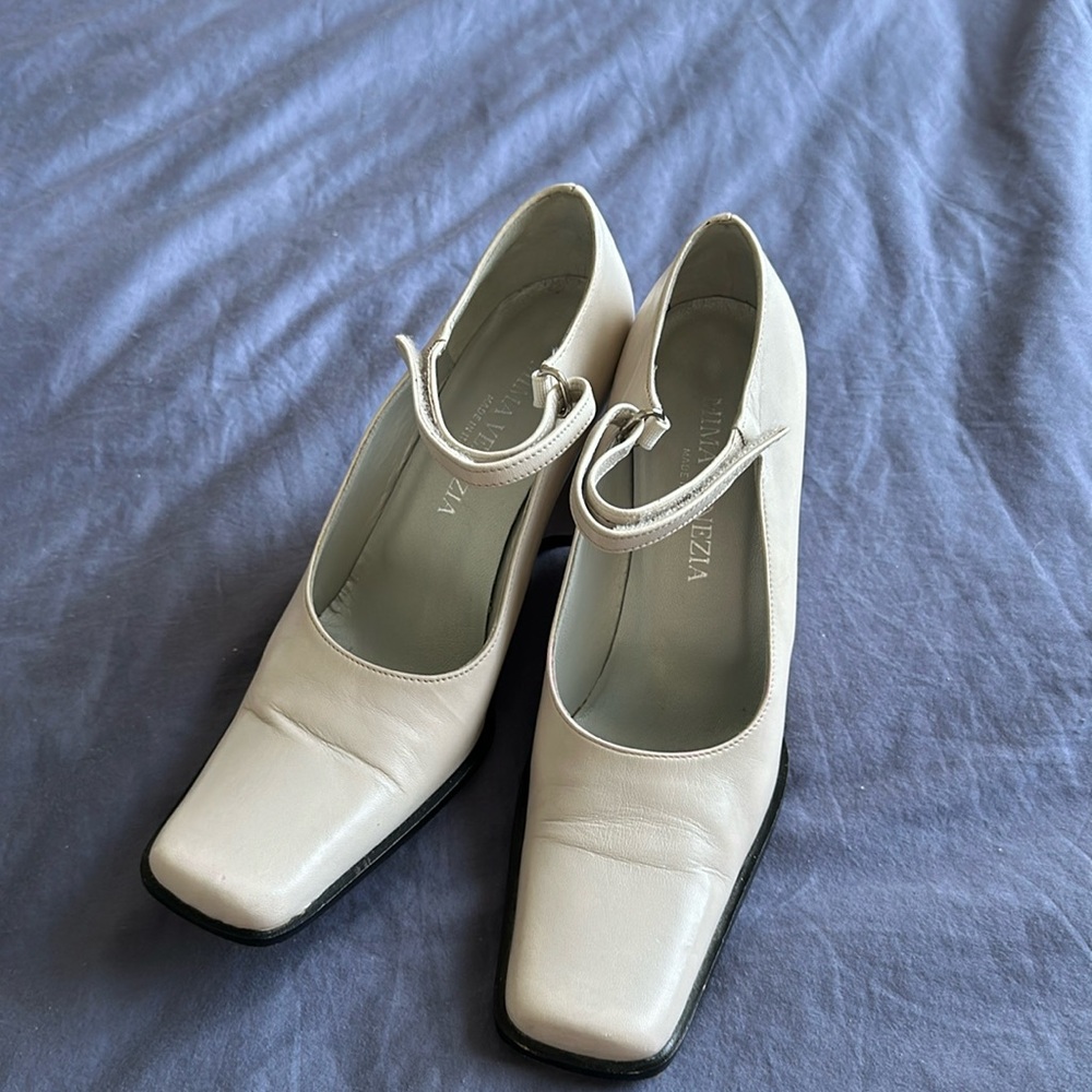Vintage Mima Valencia Italian Leather Wedges 36